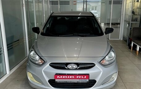 Hyundai Solaris II рестайлинг, 2014 год, 780 000 рублей, 2 фотография