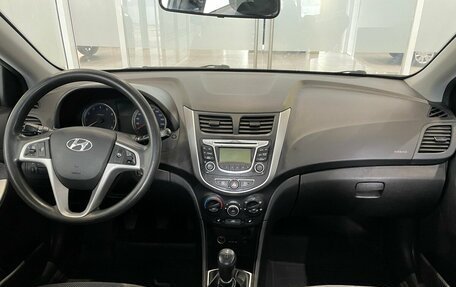 Hyundai Solaris II рестайлинг, 2014 год, 780 000 рублей, 5 фотография