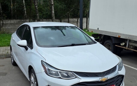 Chevrolet Cruze II, 2019 год, 950 000 рублей, 6 фотография