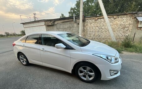 Hyundai i40 I рестайлинг, 2015 год, 1 300 000 рублей, 1 фотография