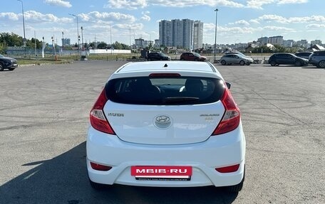Hyundai Solaris II рестайлинг, 2014 год, 695 000 рублей, 4 фотография