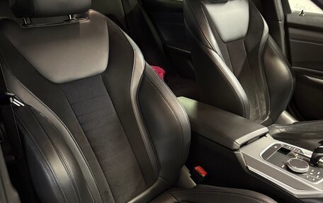 BMW 3 серия, 2019 год, 3 400 000 рублей, 24 фотография