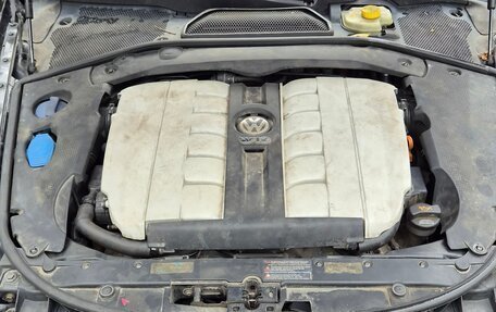 Volkswagen Phaeton I рестайлинг, 2006 год, 1 550 000 рублей, 30 фотография