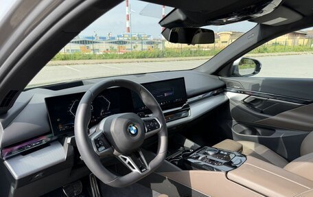 BMW 5 серия, 2025 год, 7 950 000 рублей, 19 фотография