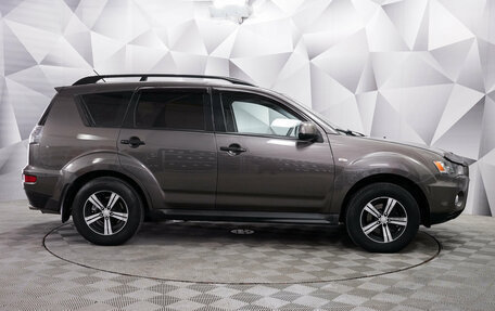 Mitsubishi Outlander III рестайлинг 3, 2010 год, 990 000 рублей, 5 фотография