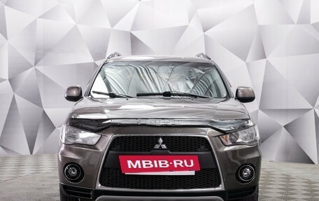 Mitsubishi Outlander III рестайлинг 3, 2010 год, 990 000 рублей, 7 фотография