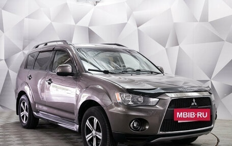 Mitsubishi Outlander III рестайлинг 3, 2010 год, 990 000 рублей, 6 фотография