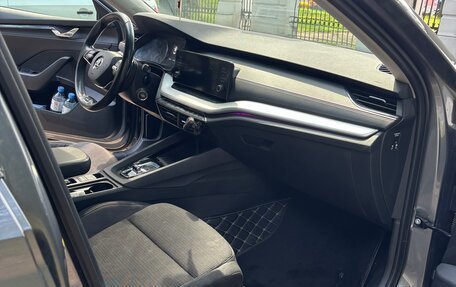 Skoda Octavia IV, 2021 год, 1 790 000 рублей, 11 фотография