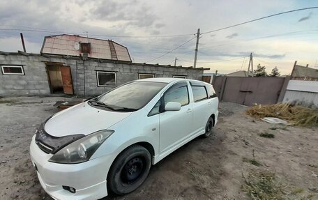 Toyota Wish II, 2003 год, 650 000 рублей, 1 фотография