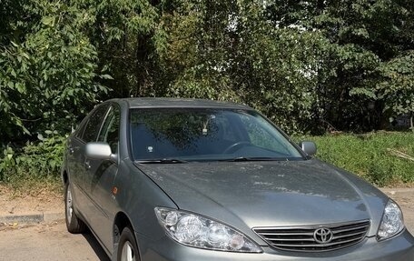 Toyota Camry V40, 2005 год, 850 000 рублей, 1 фотография