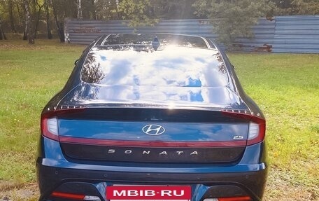 Hyundai Sonata VIII, 2022 год, 2 500 000 рублей, 3 фотография