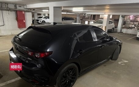 Mazda 3, 2020 год, 2 200 000 рублей, 9 фотография