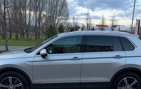 Volkswagen Tiguan II, 2016 год, 2 099 000 рублей, 4 фотография