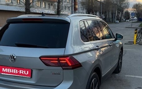 Volkswagen Tiguan II, 2016 год, 2 099 000 рублей, 6 фотография