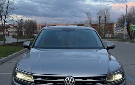 Volkswagen Tiguan II, 2016 год, 2 099 000 рублей, 3 фотография