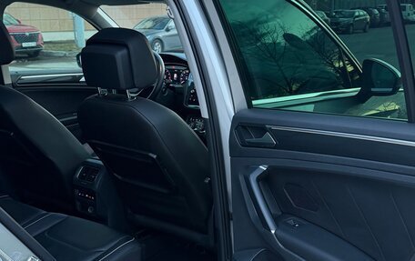 Volkswagen Tiguan II, 2016 год, 2 099 000 рублей, 20 фотография