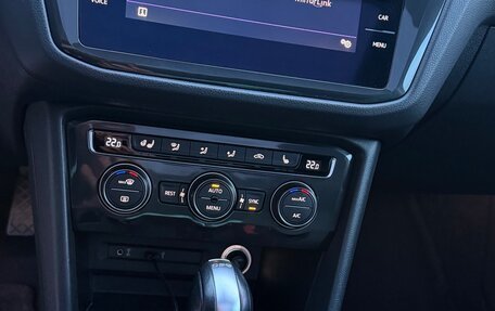 Volkswagen Tiguan II, 2016 год, 2 099 000 рублей, 17 фотография