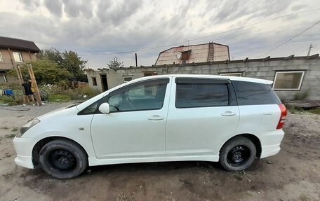 Toyota Wish II, 2003 год, 650 000 рублей, 2 фотография