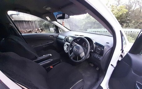 Toyota Wish II, 2003 год, 650 000 рублей, 9 фотография