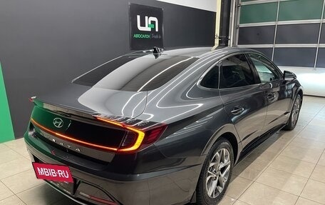 Hyundai Sonata VIII, 2021 год, 2 000 000 рублей, 6 фотография