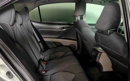 Toyota Camry, 2020 год, 2 100 000 рублей, 10 фотография