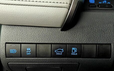 Toyota Camry, 2020 год, 2 100 000 рублей, 18 фотография