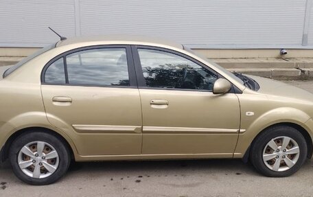 KIA Rio II, 2011 год, 600 000 рублей, 2 фотография