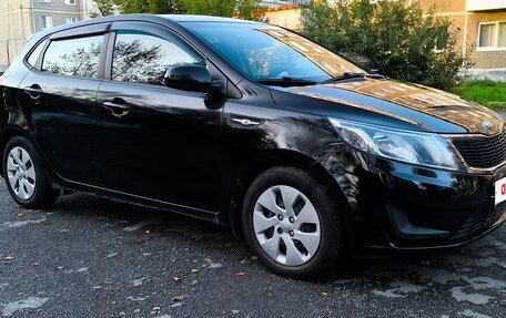 KIA Rio III рестайлинг, 2013 год, 1 100 000 рублей, 6 фотография