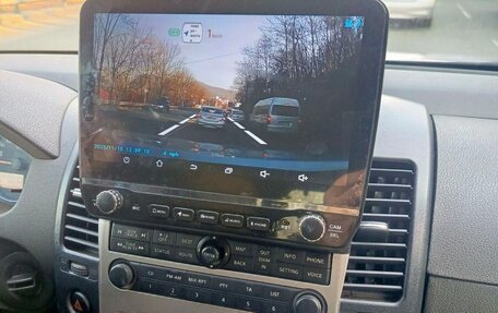 Nissan Pathfinder, 2007 год, 1 090 000 рублей, 4 фотография