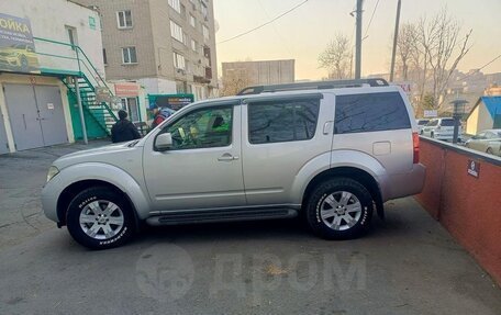 Nissan Pathfinder, 2007 год, 1 090 000 рублей, 10 фотография