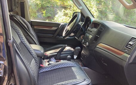 Mitsubishi Pajero IV, 2007 год, 1 800 000 рублей, 13 фотография
