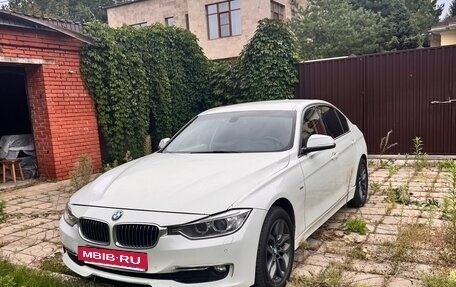 BMW 3 серия, 2012 год, 1 600 000 рублей, 2 фотография