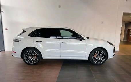 Porsche Cayenne III, 2018 год, 6 499 000 рублей, 3 фотография