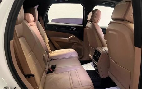 Porsche Cayenne III, 2018 год, 6 499 000 рублей, 17 фотография