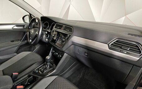 Volkswagen Tiguan II, 2020 год, 2 475 000 рублей, 12 фотография