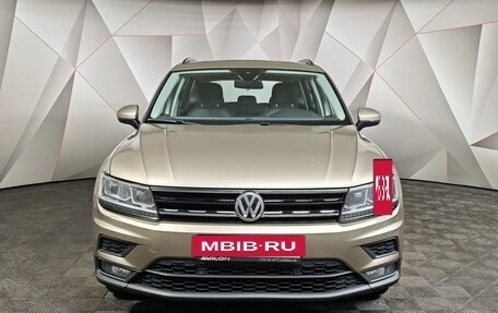 Volkswagen Tiguan II, 2020 год, 2 475 000 рублей, 6 фотография