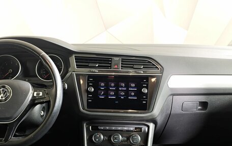 Volkswagen Tiguan II, 2020 год, 2 475 000 рублей, 14 фотография