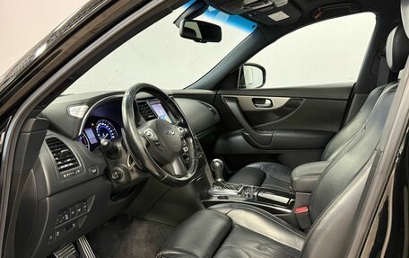 Infiniti QX70, 2013 год, 1 750 000 рублей, 12 фотография