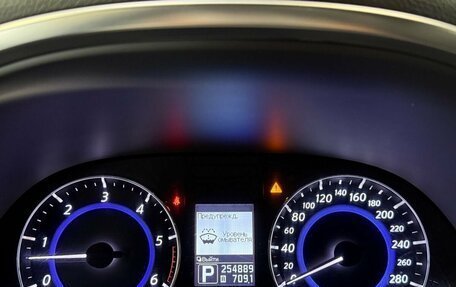 Infiniti QX70, 2013 год, 1 750 000 рублей, 18 фотография