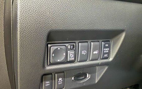 Infiniti QX70, 2013 год, 1 750 000 рублей, 25 фотография