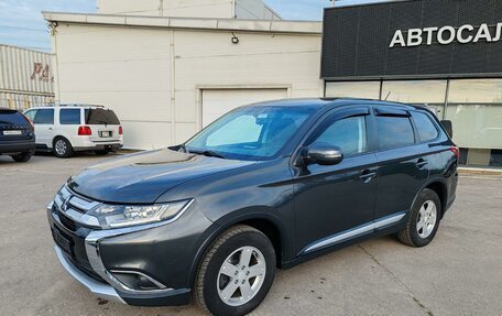 Mitsubishi Outlander III рестайлинг 3, 2015 год, 1 799 000 рублей, 1 фотография