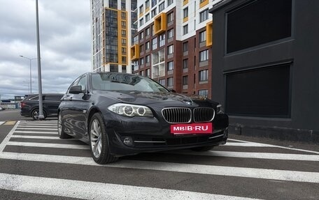 BMW 5 серия, 2010 год, 2 000 000 рублей, 2 фотография