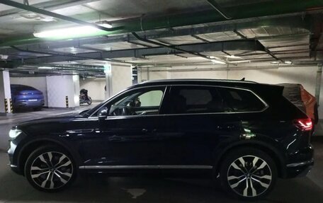 Volkswagen Touareg III, 2022 год, 7 600 000 рублей, 11 фотография