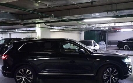 Volkswagen Touareg III, 2022 год, 7 600 000 рублей, 8 фотография