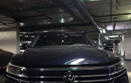 Volkswagen Touareg III, 2022 год, 7 600 000 рублей, 4 фотография