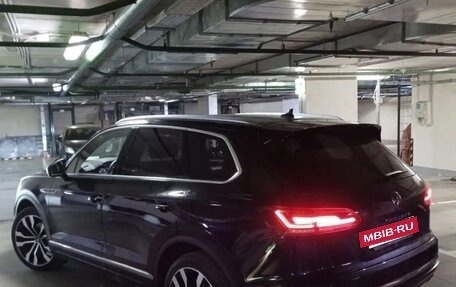 Volkswagen Touareg III, 2022 год, 7 600 000 рублей, 12 фотография