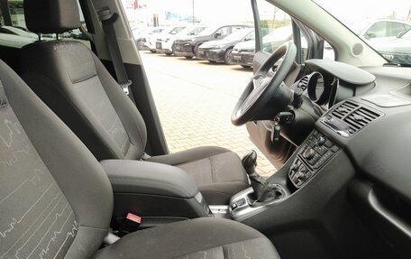 Opel Meriva, 2012 год, 550 000 рублей, 14 фотография