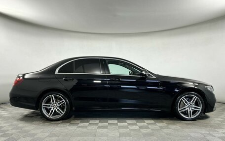 Mercedes-Benz E-Класс, 2019 год, 2 820 000 рублей, 4 фотография