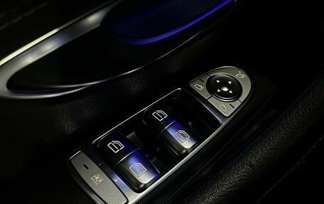 Mercedes-Benz E-Класс, 2019 год, 2 820 000 рублей, 21 фотография