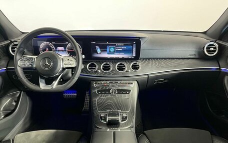 Mercedes-Benz E-Класс, 2019 год, 2 820 000 рублей, 15 фотография